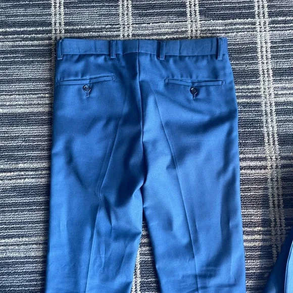 Isaac Mizrahi Vibrant Blue Pants and Blazer